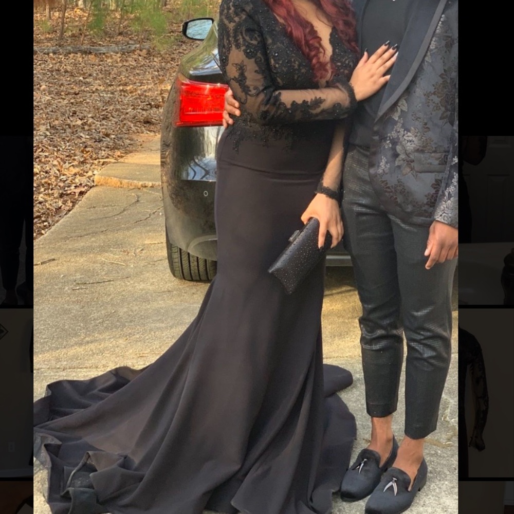 Black Prom Gown/Dress Size 8 - Picture 2 of 8